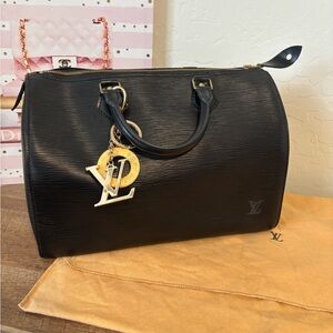 Louis Vuitton Epi Speedy 30